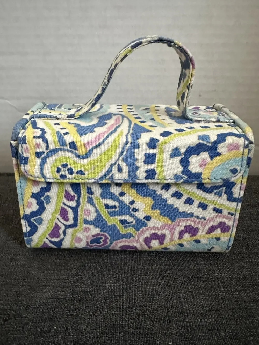 Vera Bradley Mini Travel Jewelry Case Hard Sided Paisley Floral Handle